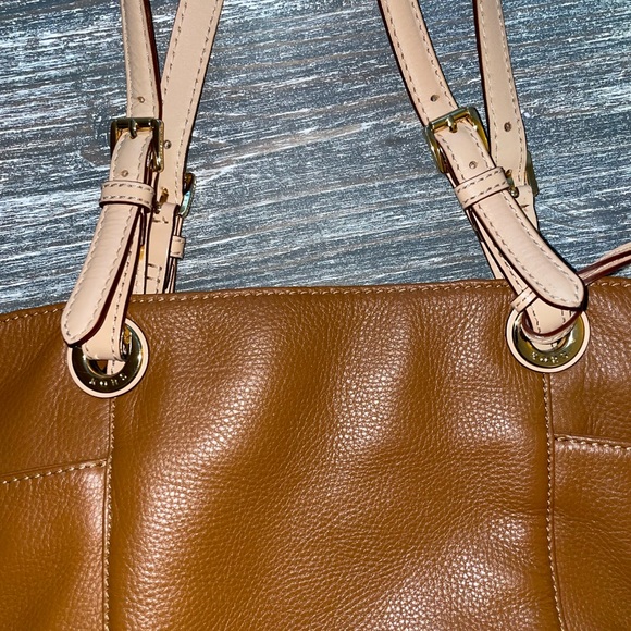 Michael Kors leather shoulder handbag tote. Used. - Picture 5 of 14